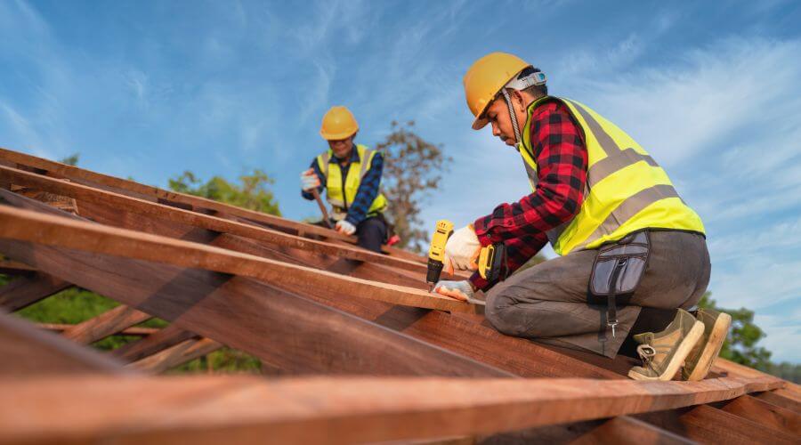 Professional Flat Roofing Installation services in Okahumpka, FL